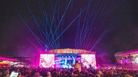 Fiesta apr&eacute;s-ski en Nevalia.