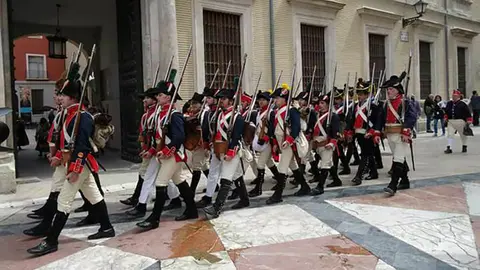 Villel viajar&aacute; hasta 1810 para recrear una batalla de la Guerra de la Independencia. Foto: Voluntarios de Arag&oacute;n