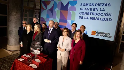 Anto&ntilde;anzas, junto a Jorge Azc&oacute;n. Foto: Fabi&aacute;n Sim&oacute;n (DGA)