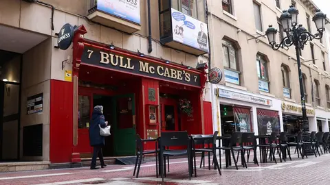 _Bull-Mc-Cabe's_1-2