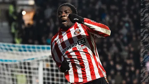 Eliezer Mayenda est&aacute; siendo una de las sensaciones en la Championship este 2025. Foto: Sunderland A.F.C.