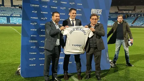 17 vel&aacute;zquez