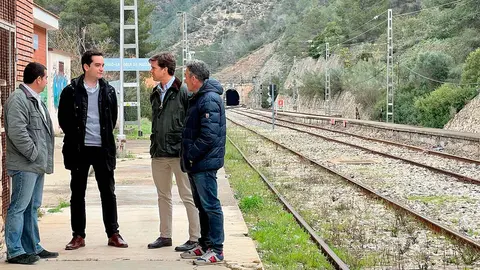 El PP Zaragoza ha visitado la estaci&oacute;n. Foto: PP
