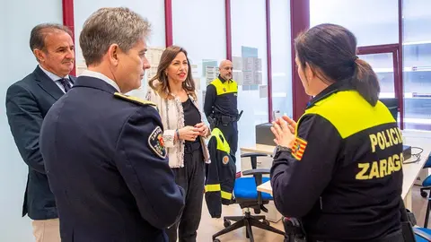 polic&iacute;a-local-zaragoza-plazas