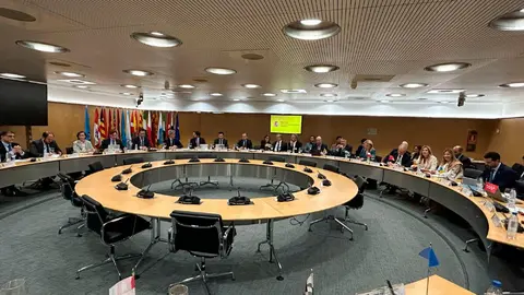 Reuni&oacute;n por los aranceles en el Ministerio. Foto: DGA