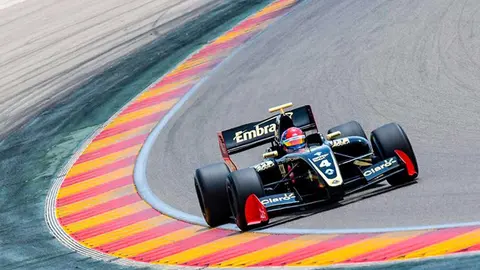 Imagen de archivo. Un monoplaza rodando en el trazado bajoaragon&eacute;s. Foto: Motorland Arag&oacute;n