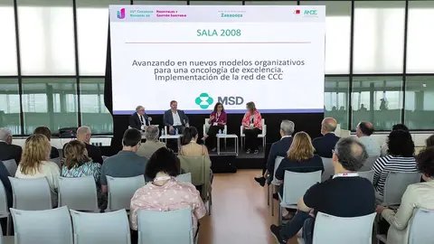 mesa-oncologo-24-congreso-hospitales