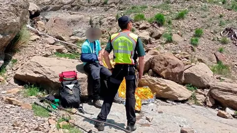 Arranca la temporada estival en el Pirineo aragon&eacute;s y el Greim de la Guardia Civil de Huesca ha realizado once rescates este fin de semana.