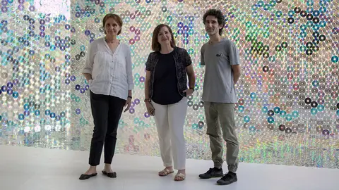 Estos CDs y DVDs se reutilizar&aacute;n en futuras intervenciones