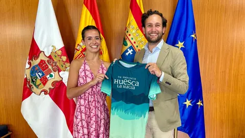 In&eacute;s Bergua visita la DPH tras su triple corona en Estonia. Foto: DPH.
