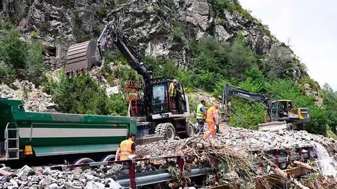 reparacion-carretera-balneario-1