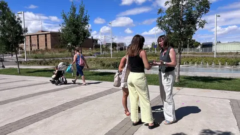 Lola Ranera en su visita a Valdefierro este lunes