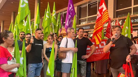 Movilizaci&oacute;n frente al SAMA este lunes a primera hora. Foto: E.P.
