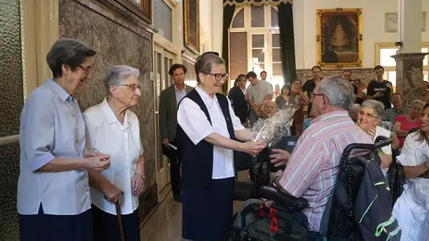 homenaje-hermanas-casa-amparo_1