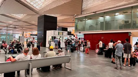 La estaci&oacute;n Delicias de Zaragoza ha sufrido retrasos en hasta ocho trenes de Alta Velocidad este martes. Foto: AD