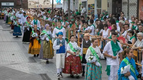 ofrenda-frutos-san-lorenzo.-Foto-web-san-lorenzo-y-Alvaro_Calvo