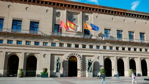 ayuntamiento-dinero-gobierno-espa&ntilde;a-impuestos-2023