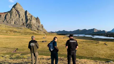 Se han registrado 25 denuncias por acampar ilegalmente en los ibones de Anayet, en Huesca.