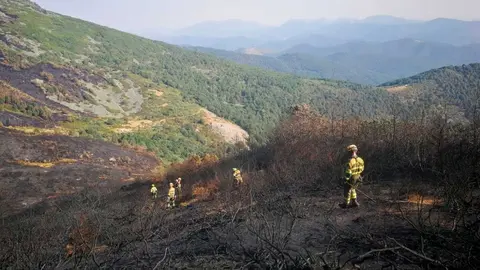 Imagen de Archivo de uno de los incendios que asolan Castilla y Le&oacute;n y Galicia. Infoar