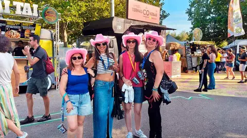 vive-latino-camisas-cowboy-zaragoza