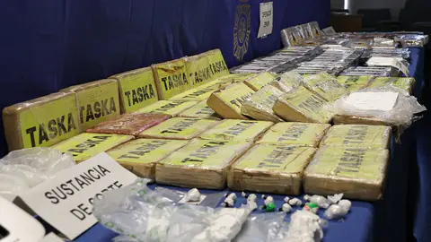 alijo-coca-polic&iacute;a-nacional-15