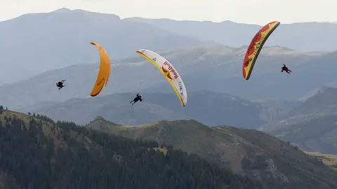 Un hombre ha muerto en Sestrica (Zaragoza) tras un accidente en parapente. Foto de Archivo.
