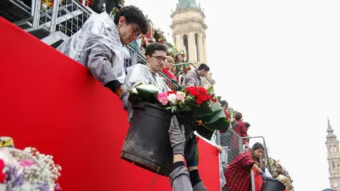 ofrenda-flores-zaragoza-virgen-pilar-1