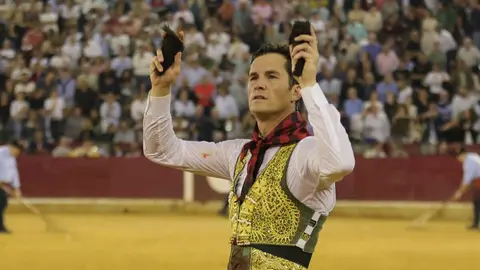 Daniel Luque durante su faena. Foto: Zaragoza Toros