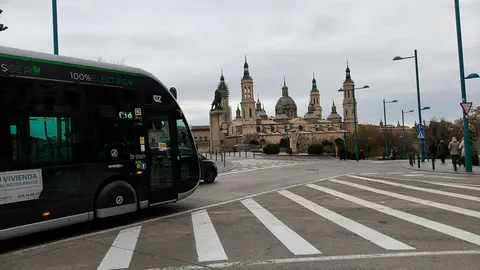 desv&iacute;os-bus-carrera-mujer-zaragoza-2025