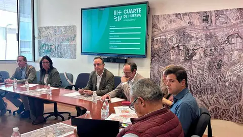 Reuni&oacute;n sobre las inundaciones en Cuarte. Foto: Ayto Cuarte