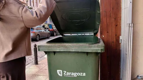 contenedor-basura-ctruz-zaragoza-reciclaje-amarillo-plasticos