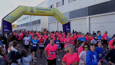 M&aacute;s de 800 corredores han completado un recorrido de 6,28 kil&oacute;metros en la "Carrera por la Ciencia". Foto: Unizar