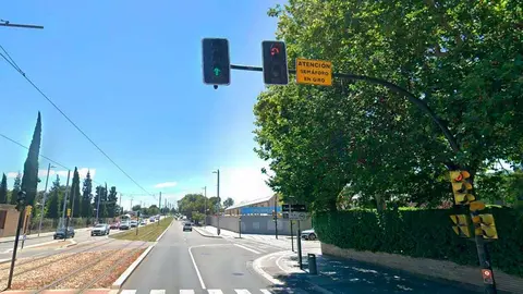 semaforo-rojo-calle-argualas-seguridad-zaragoza
