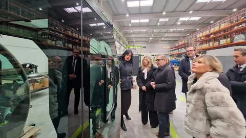 La vicepresidenta Vaquero ha visitado la empresa este jueves. Foto: DGA