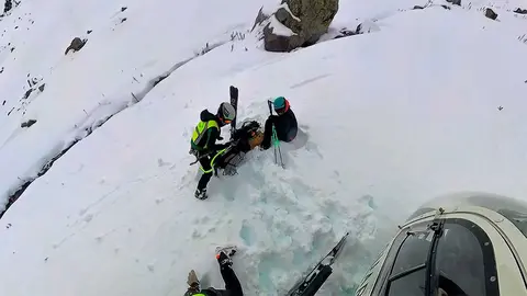 El rescate de la esquiadora se produjo el pasado viernes en Canal Roya, dentro del t&eacute;rmino municipal de Canfranc (Huesca). Fuente: Guardia Civil