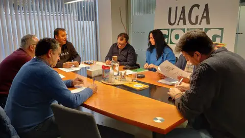 IU-Sumar han compartido su propuesta y su modelo para el sector agrario con UAGA | Foto: IU-Sumar