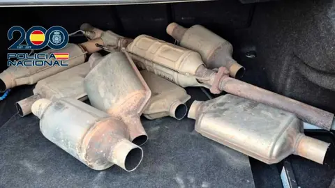 La Polic&iacute;a Nacional ha detenido a unos ladrones responsables de robos de catalizadores en coches aparcados por todo Zaragoza.