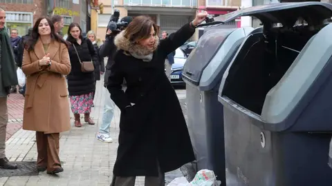 La alcaldesa de Zaragoza, Natalia Chueca, anuncia una campa&ntilde;a intensiva de limpieza en Delicias