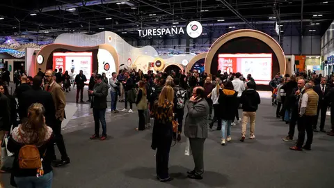 FITUR-10