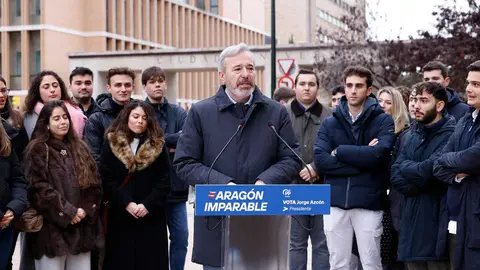 El presidente Azc&oacute;n este s&aacute;bado desde el campus universitario. Foto: PP Arag&oacute;n