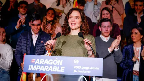 Isabel D&iacute;az Ayuso en el mitin en el cine Palafox. Foto: PP Arag&oacute;n