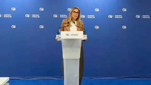 Ana Al&oacute;s, en su comparecencia de este lunes en la sede del PP en Zaragoza | Foto: PP