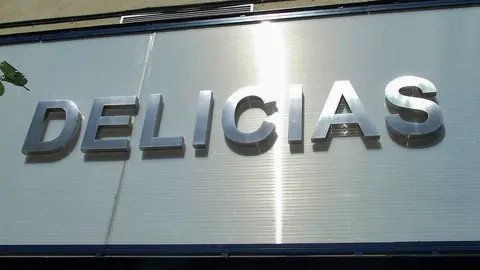 La Polic&iacute;a ha detenido a dos ladrones reincidentes por robos en comercios del barrio Delicias. Foto de Archivo.