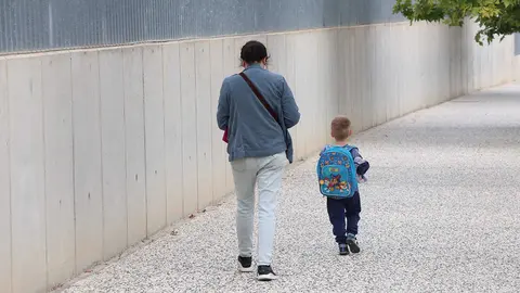 Con esta ayuda, los padres podr&aacute;n recibir 200 euros al mes por hijo hasta los 18 a&ntilde;os | Foto: Pilar &Aacute;lvarez