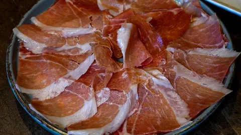 El Jam&oacute;n de Teruel DOP es uno de los productos estrella de Arag&oacute;n. Foto: Diego Sanz
