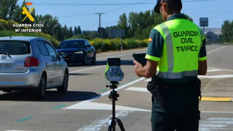 La Guardia Civil intercept&oacute; al conductor el pasado 20 de febrero en la carretera que une Figueruelas y La Almunia.