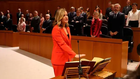 La secretaria general del PSOE, Pilar Alegr&iacute;a, durante su promesa al cargo como diputada auton&oacute;mica este mismo martes. Foto: Pilar &Aacute;lvarez