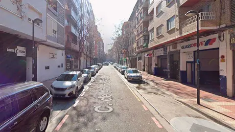 La Polic&iacute;a Nacional ha confirmado que el apu&ntilde;alamiento por la espalda a un hombre tuvo lugar en la calle Antonio Sangen&iacute;s de Zaragoza, en Delicias