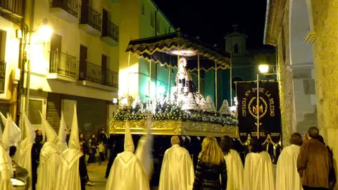 La Semana Santa de Teruel entra en su pen&uacute;ltima jornada Foto Cofrad&iacute;a de Nuestra Se&ntilde;ora en el Misterio de su Soledad