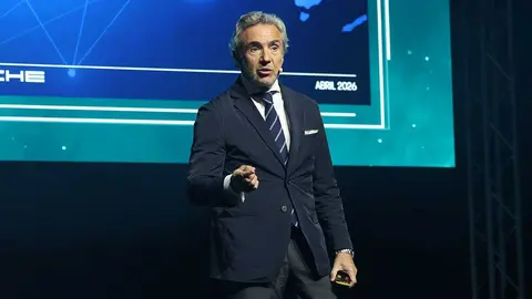 El CEO de Porsche, Tom&aacute;s Vill&eacute;n, en The Wave. Foto: Pilar &Aacute;lvarez